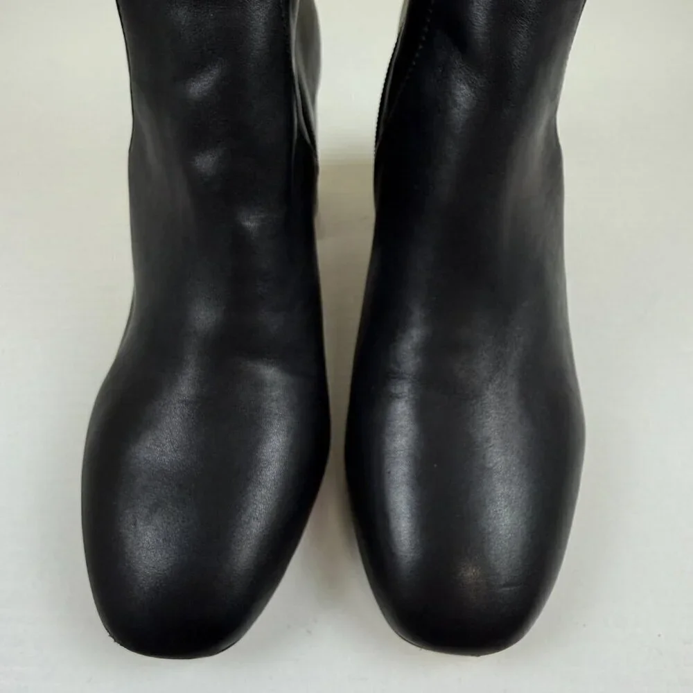 EUC Abercrombie & Fitch Vivianne Black Soft Leather Ankle Boots